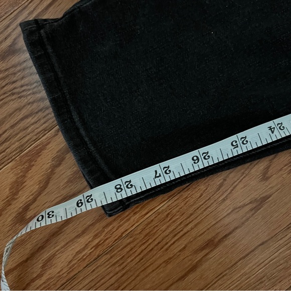 Jessica Simpson Jeans - Picture 3 of 6